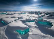 Turquoise-Ice-Northern-Lake-Baikal.jpg